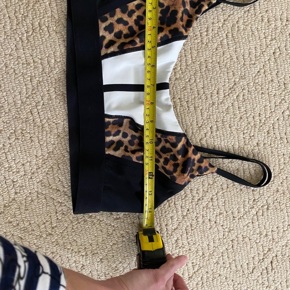 Aurum Animal Print Bravery Sports Bra - Picture 7 of 9